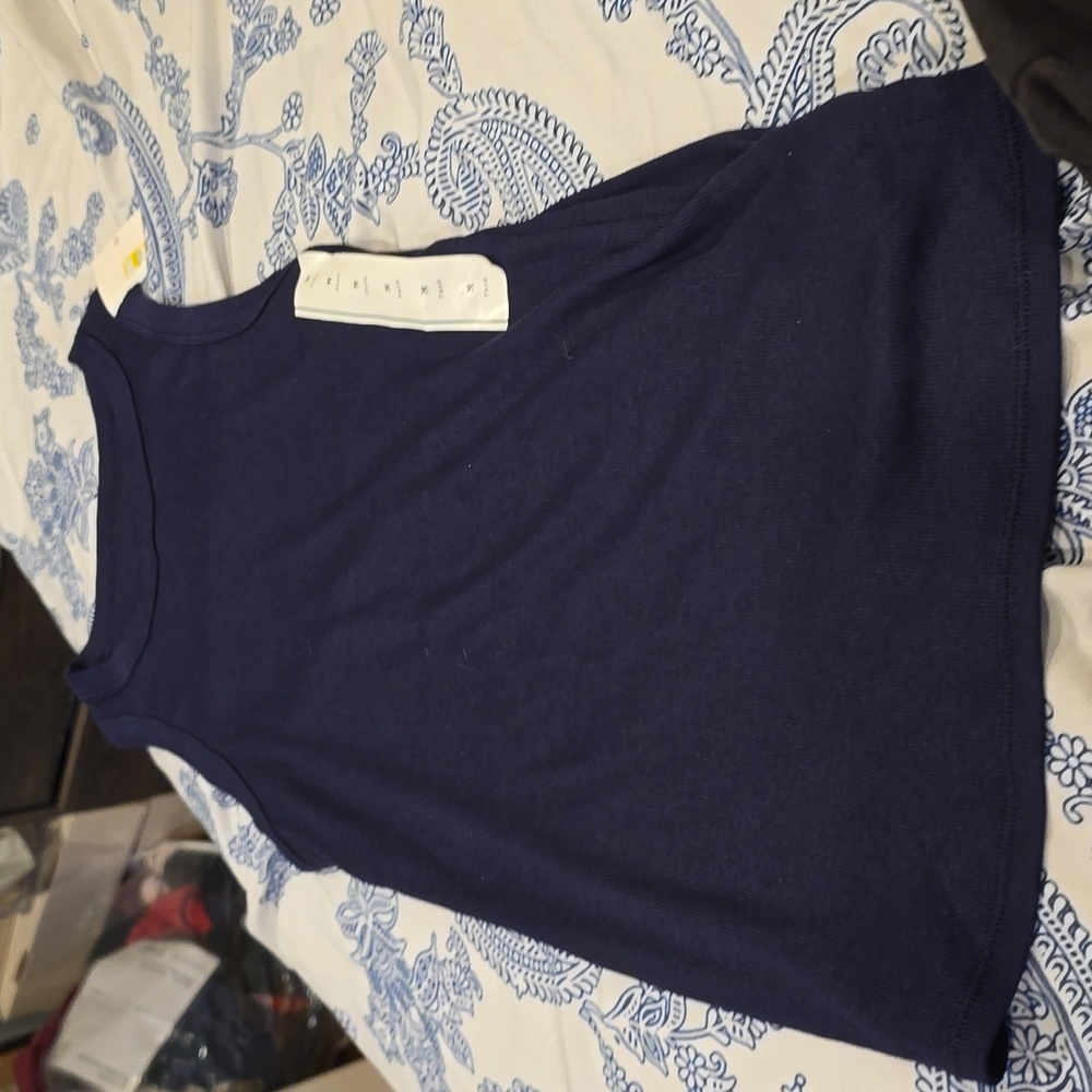 ❤️10/$13 New ribbed navy tank